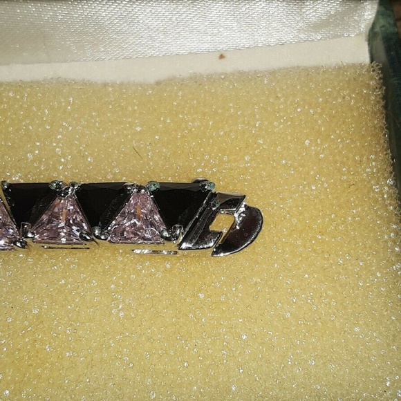 Suzanne Somers  Black and pink trillion  bracelet - Picture 4 of 5